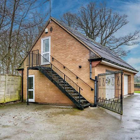 Beautiful Country Apartment, Rated Exceptional コヴェントリー エクステリア 写真