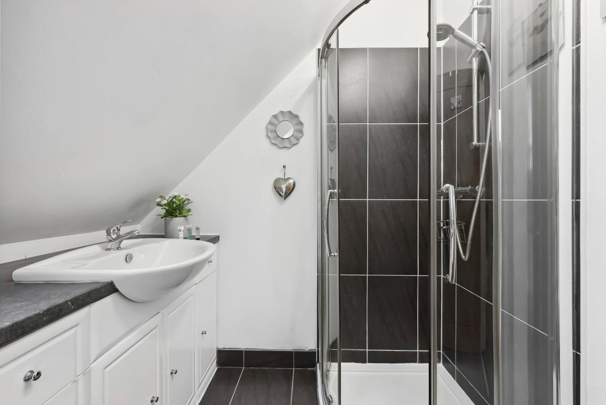 Beautiful Country Apartment, Rated Exceptional コヴェントリー エクステリア 写真